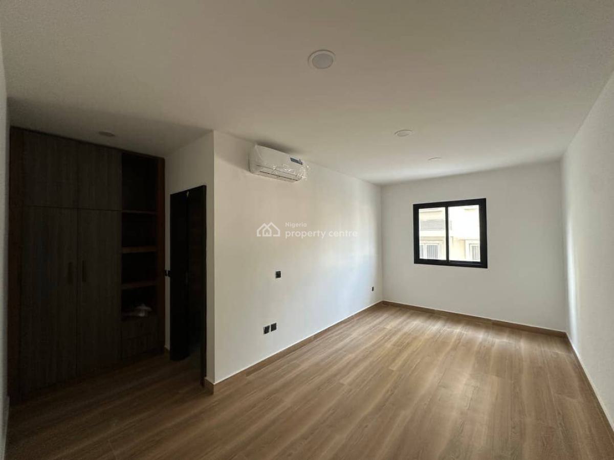 3bedroom Apt + Bq, Swimmjng Pool, Gym, Elevatoroff Banana Island Road, Banana Island Road, Ikohi Lagos Nigeria., Ikoyi, Lagos, Flat / Apartment for Rent