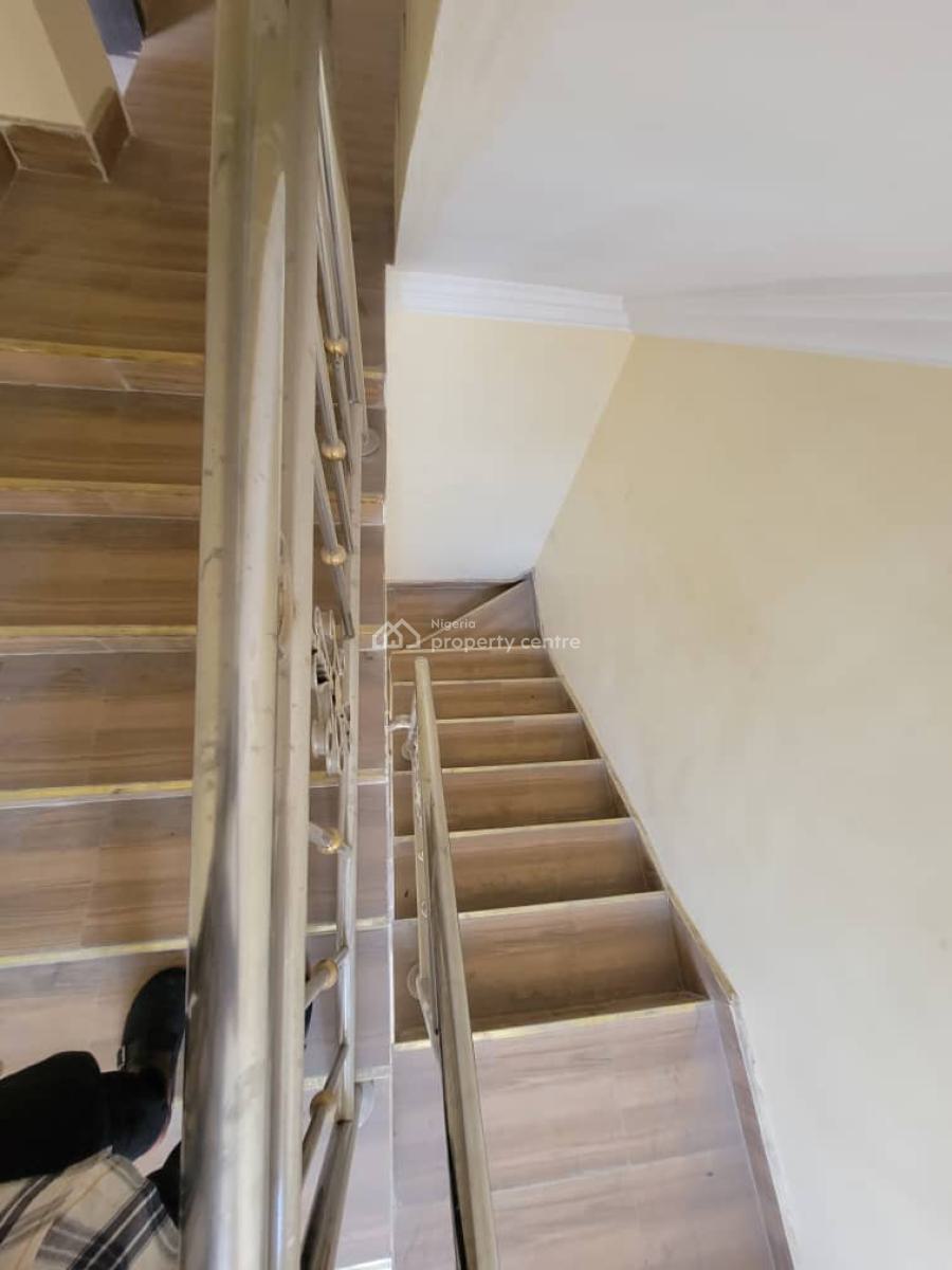 3 Bedroom Flat (first-floor Front Flat) in Surulere, Ikate, Surulere, Surulere, Lagos, Flat / Apartment for Sale