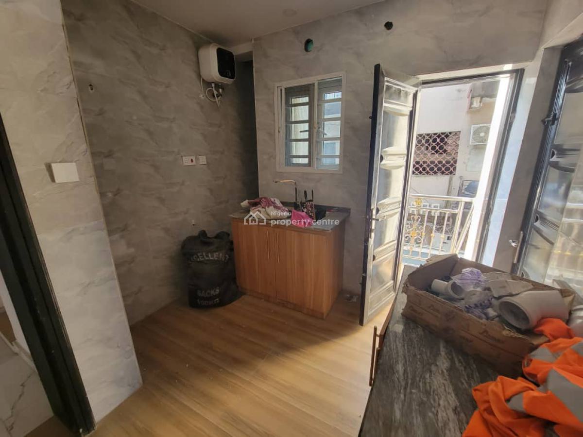 3 Bedroom Flat (first-floor Front Flat) in Surulere, Ikate, Surulere, Surulere, Lagos, Flat / Apartment for Sale