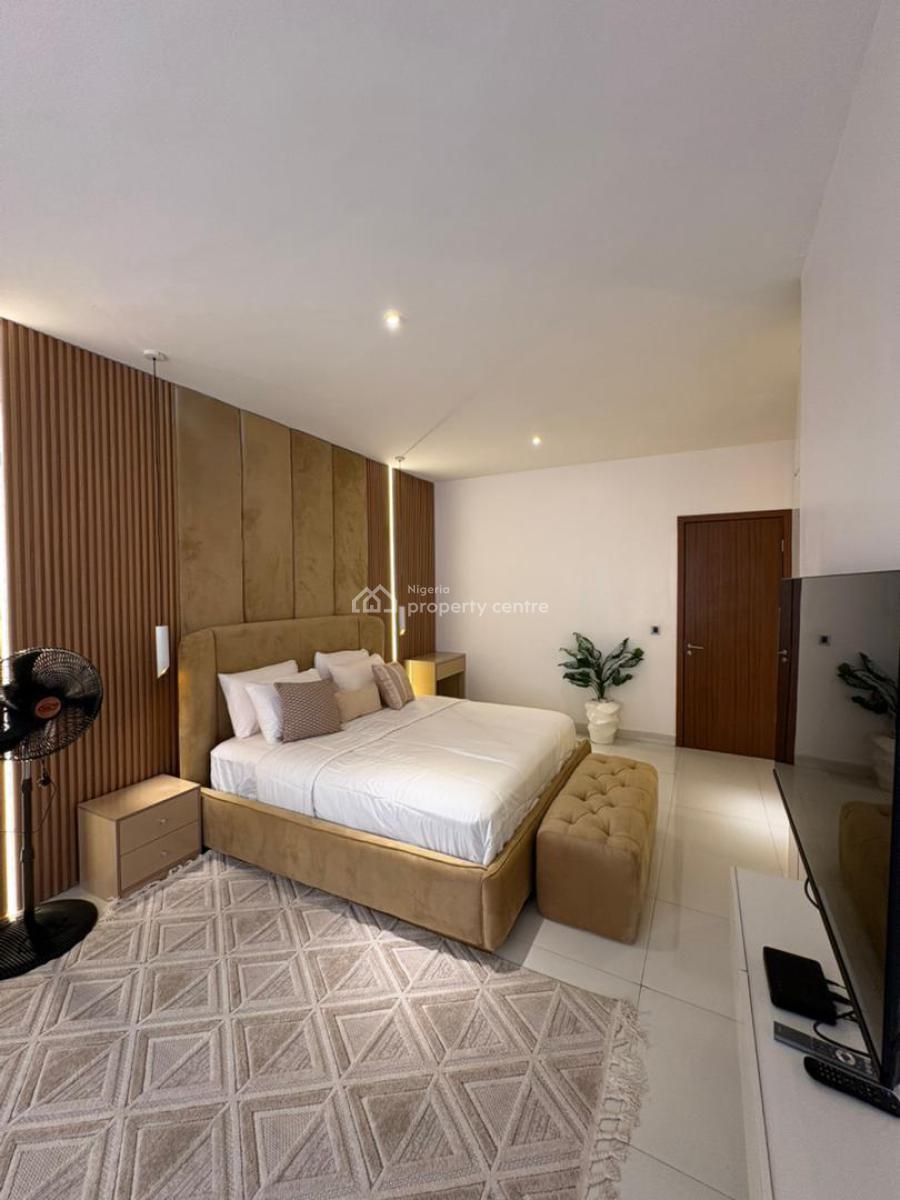 Ultra-luxurious 2 Bedroom Maisonette with Mini-aquarium, Lekki Phase 1, Lekki, Lagos, Flat / Apartment Short Let