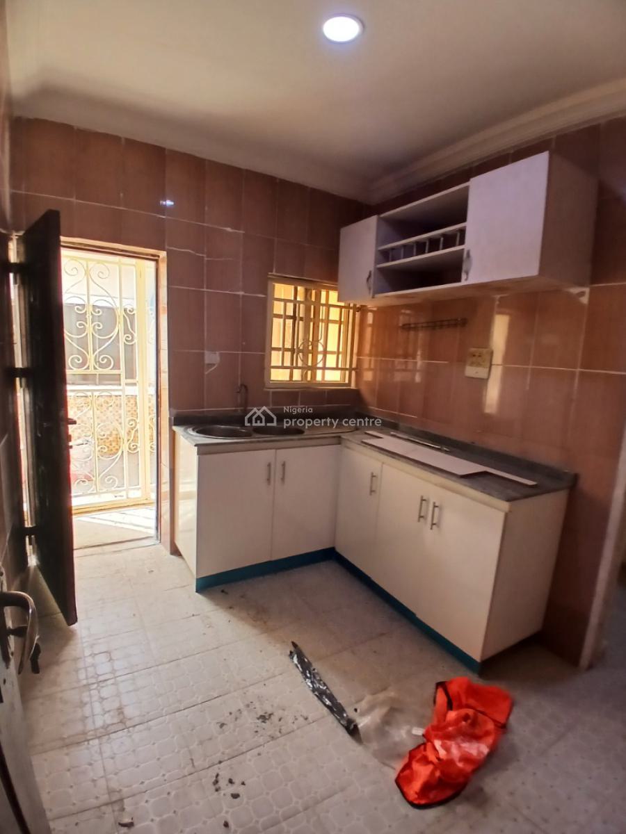 Newly Renovated 3 Bedrooms En Suite in an Estate, Gaduwa, Abuja, Semi-detached Bungalow for Rent