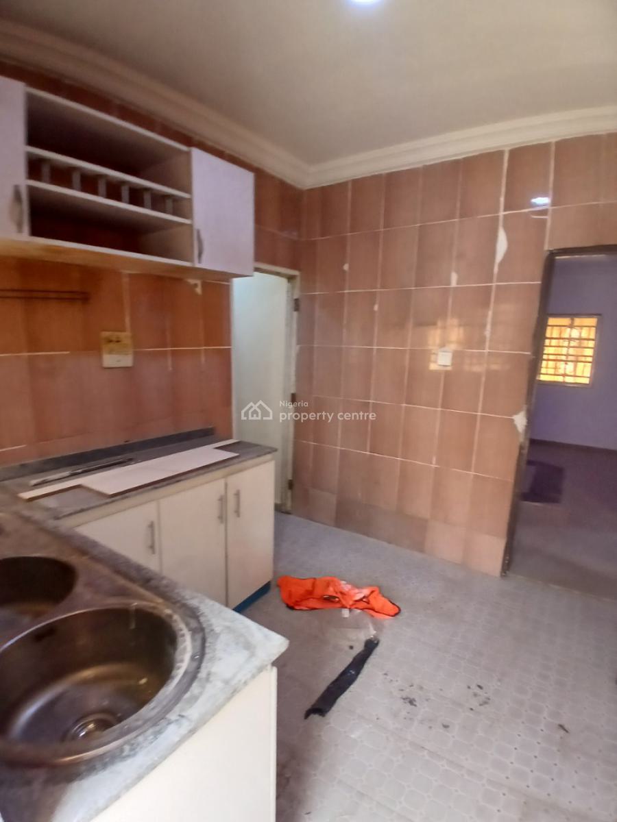 Newly Renovated 3 Bedrooms En Suite in an Estate, Gaduwa, Abuja, Semi-detached Bungalow for Rent