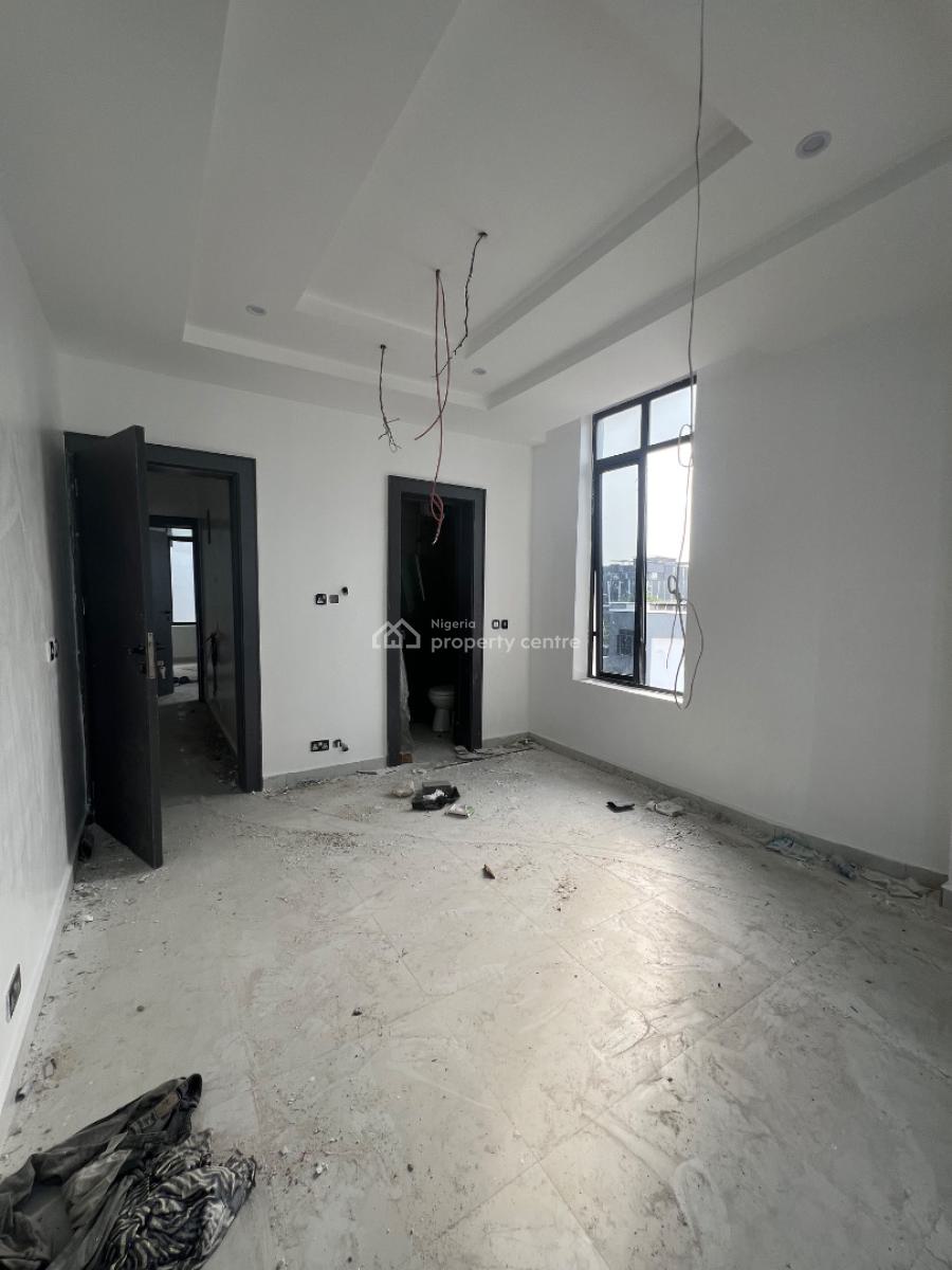 Well-crafted and Almost Completed 3-bedroom Serviced Apartment, Lekki Phase 1, Lekki Phase 1, Lekki, Lagos, Terraced Duplex for Sale