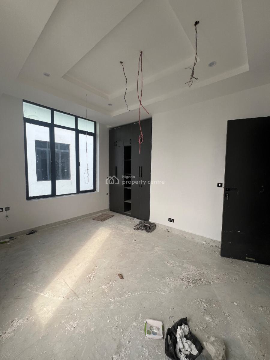 Well-crafted and Almost Completed 3-bedroom Serviced Apartment, Lekki Phase 1, Lekki Phase 1, Lekki, Lagos, Terraced Duplex for Sale