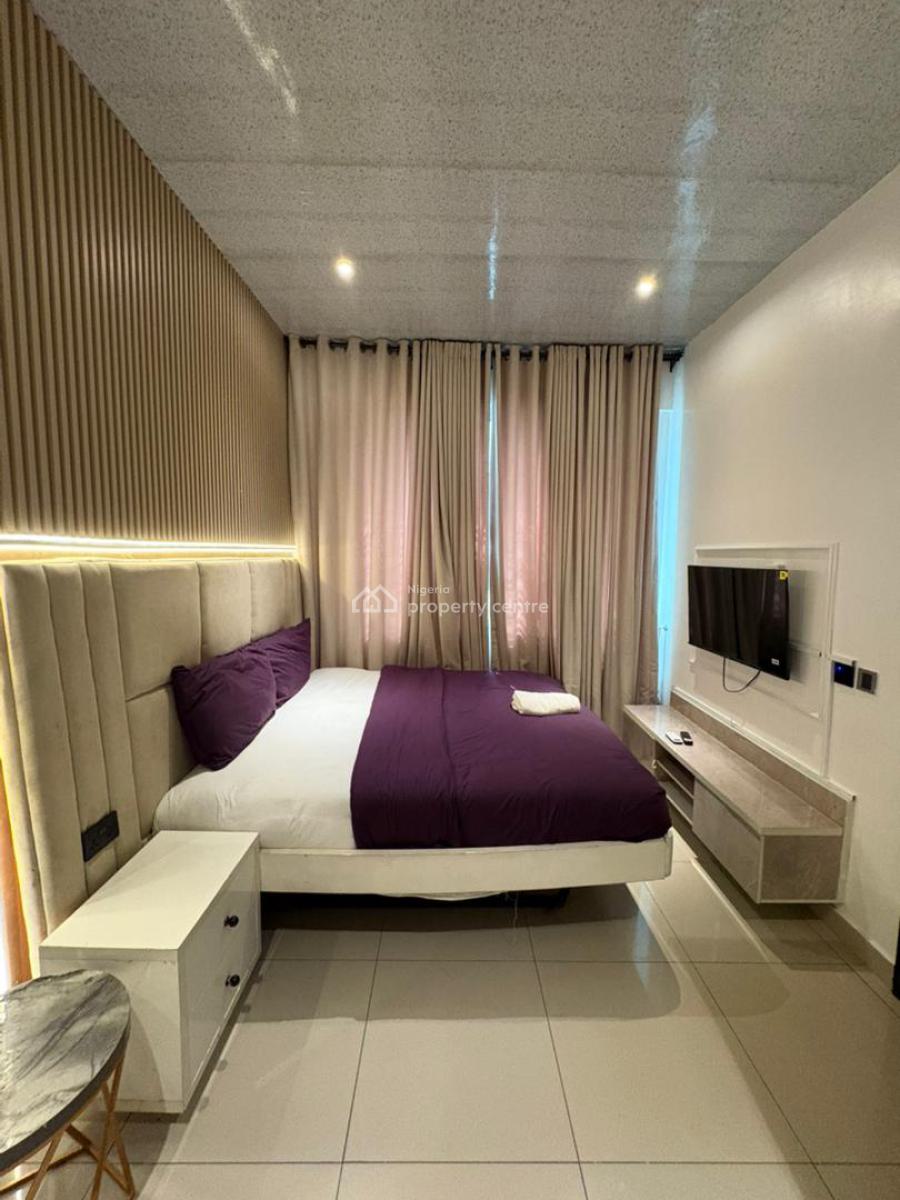 Exquisite 4-bedroom Duplex with Snooker Board & Ps5, Lekki Phase 1, Lekki, Lagos, House Short Let