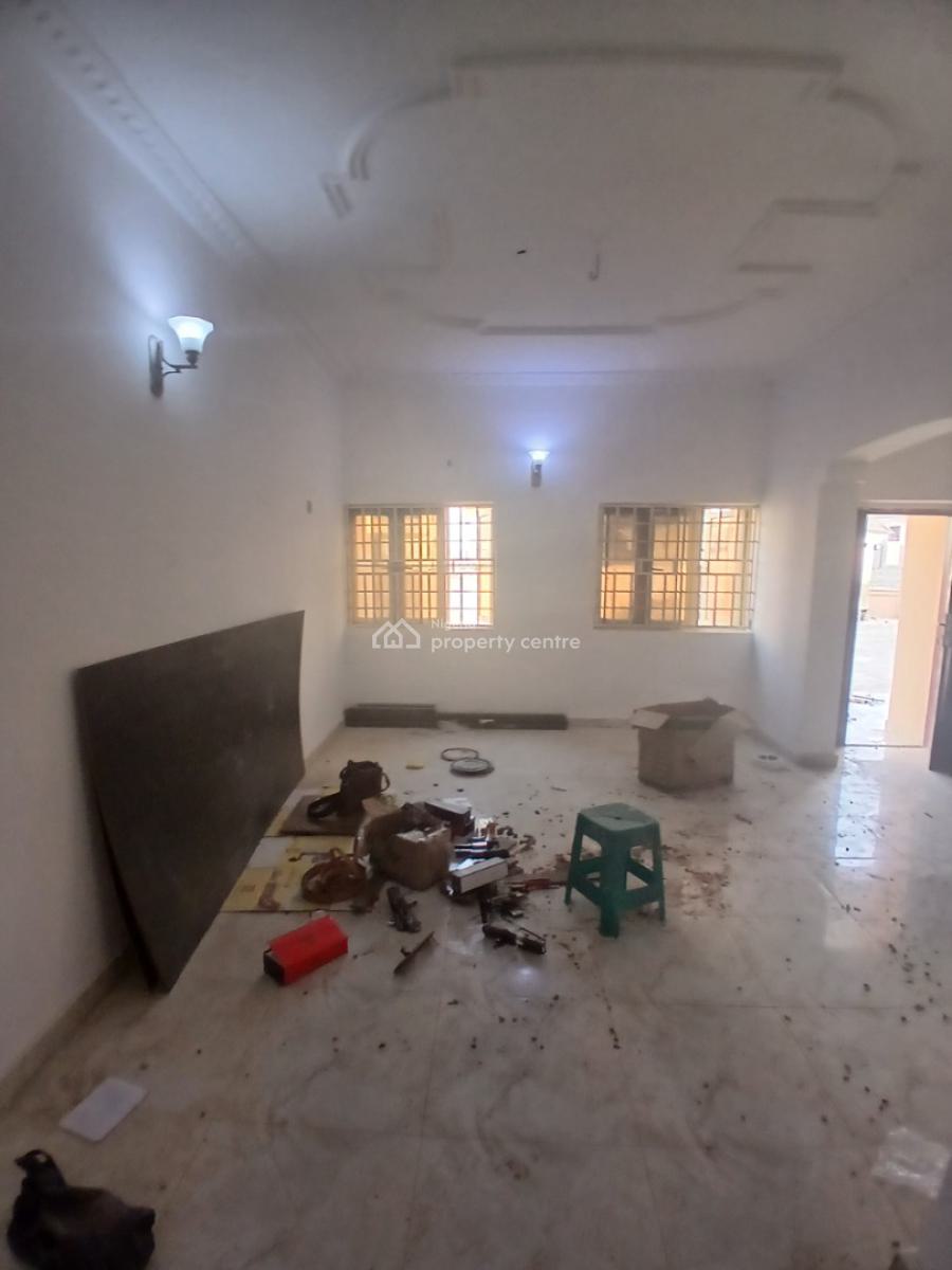 Newly Renovated 2 Bedrooms Flat En Suite, Gaduwa, Abuja, Flat / Apartment for Rent
