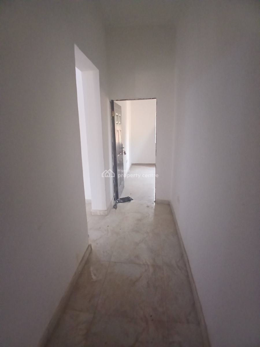 Newly Renovated 2 Bedrooms Flat En Suite, Gaduwa, Abuja, Flat / Apartment for Rent