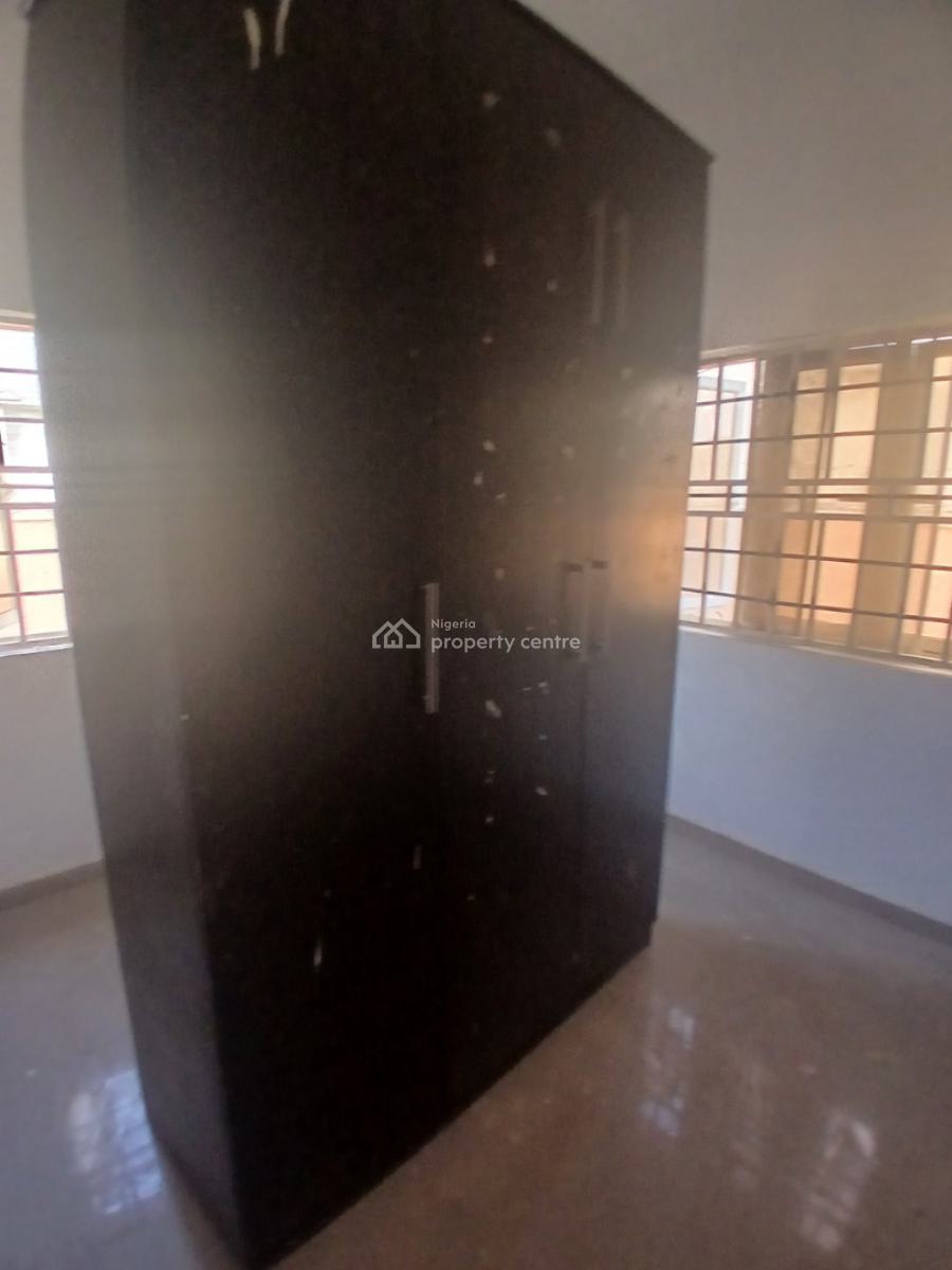 Newly Renovated 2 Bedrooms Flat En Suite, Gaduwa, Abuja, Flat / Apartment for Rent