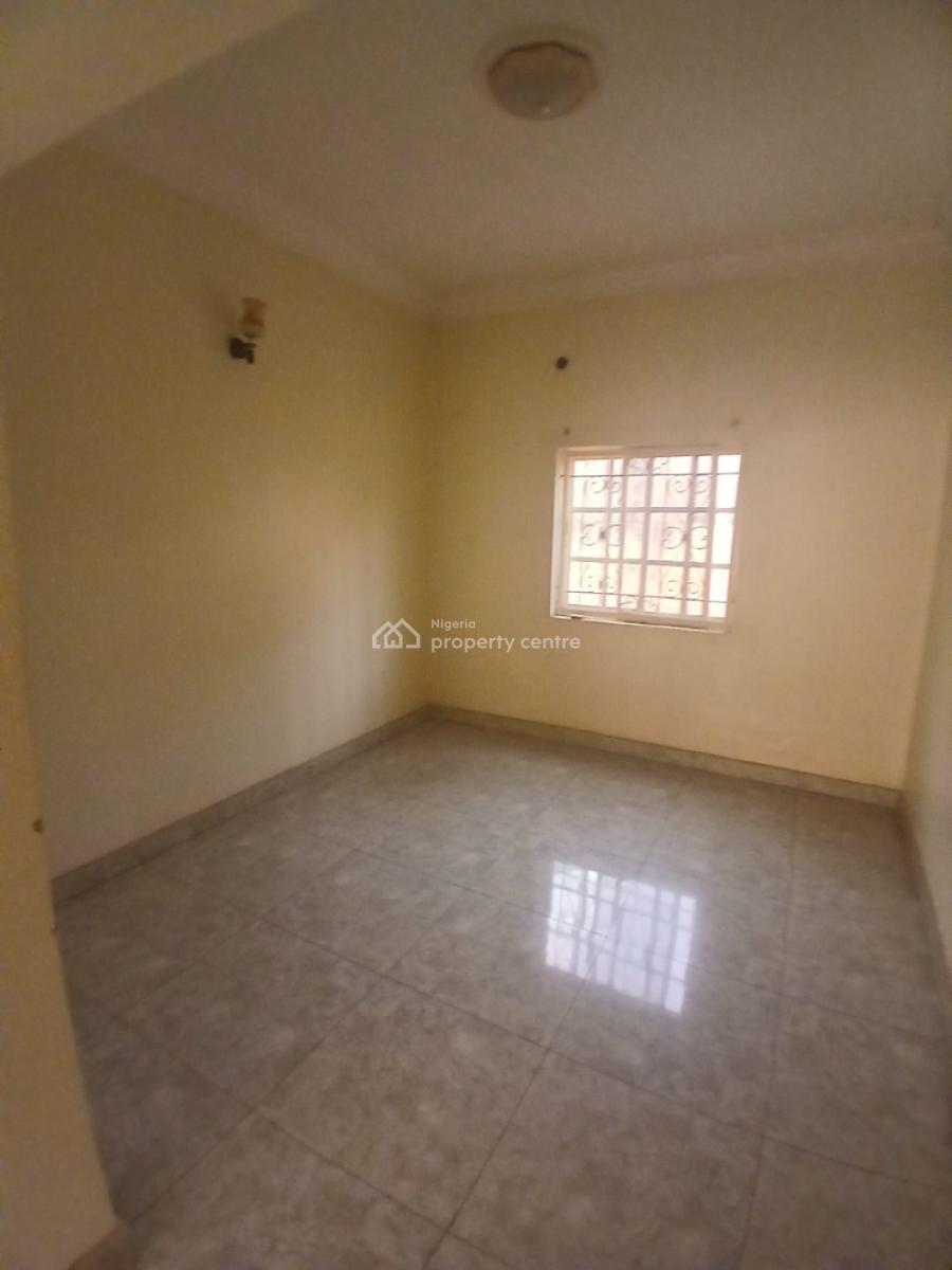 2 Bedrooms Flat En Suite in an Estate, Gaduwa, Abuja, Flat / Apartment for Rent
