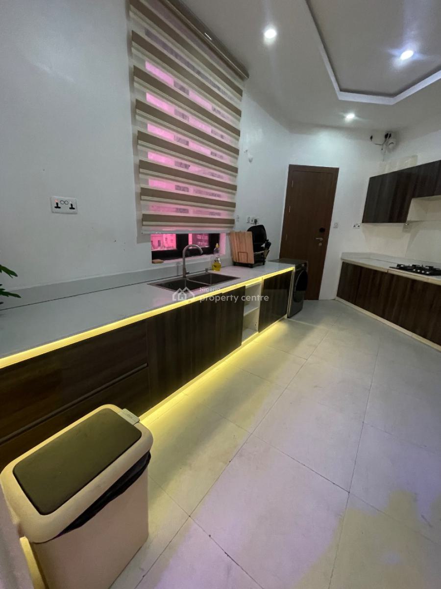 Luxury Fully Furnished 3 Bedroom Apartment, Lekki Phase 1, Lekki, Lagos, Flat / Apartment for Rent