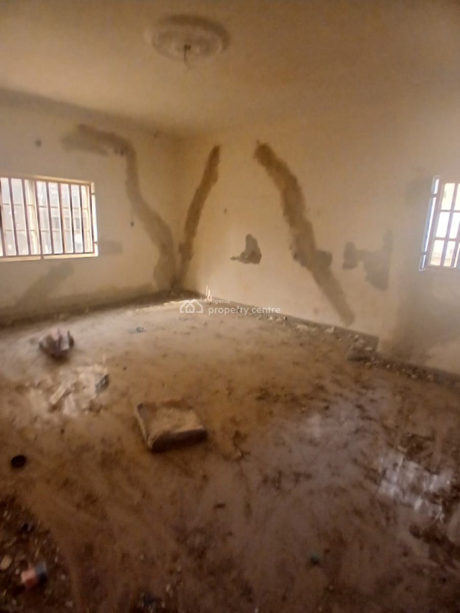 3 Bedrooms Flat in an Estate Rooms En Suite, Gaduwa, Abuja, Flat / Apartment for Rent