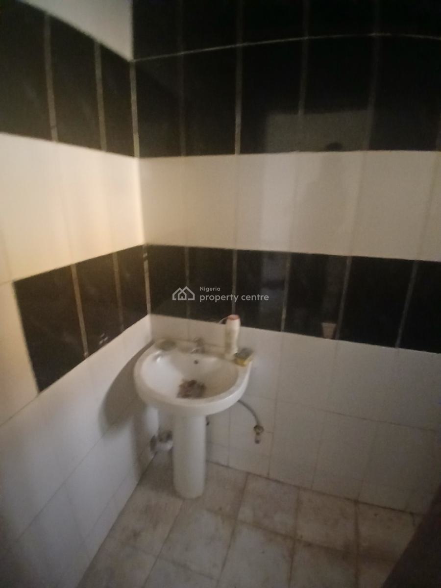 3 Bedrooms Flat in an Estate Rooms En Suite, Gaduwa, Abuja, Flat / Apartment for Rent