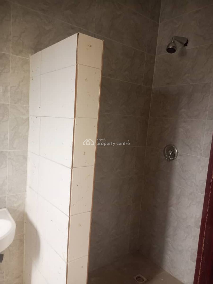 Clean 3bedroom Flat with Bq, Off Kunsela Road, Ikate Elegushi, Lekki, Lagos, Flat / Apartment for Rent