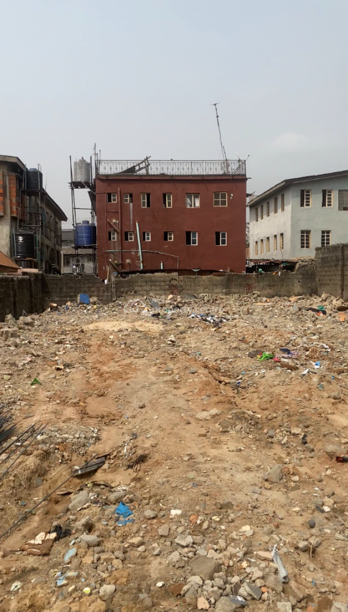 Spacious Studio Apartment, Akoka, Yaba, Lagos, Self Contain (single Rooms) for Sale