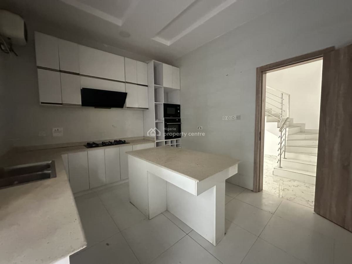 4bedroom Semi Detached Duplex in Royal Pine Estate Self Compound, Royal Pine Estate, Lekki Lagos Nigeria, Lekki, Lagos, Semi-detached Duplex for Rent