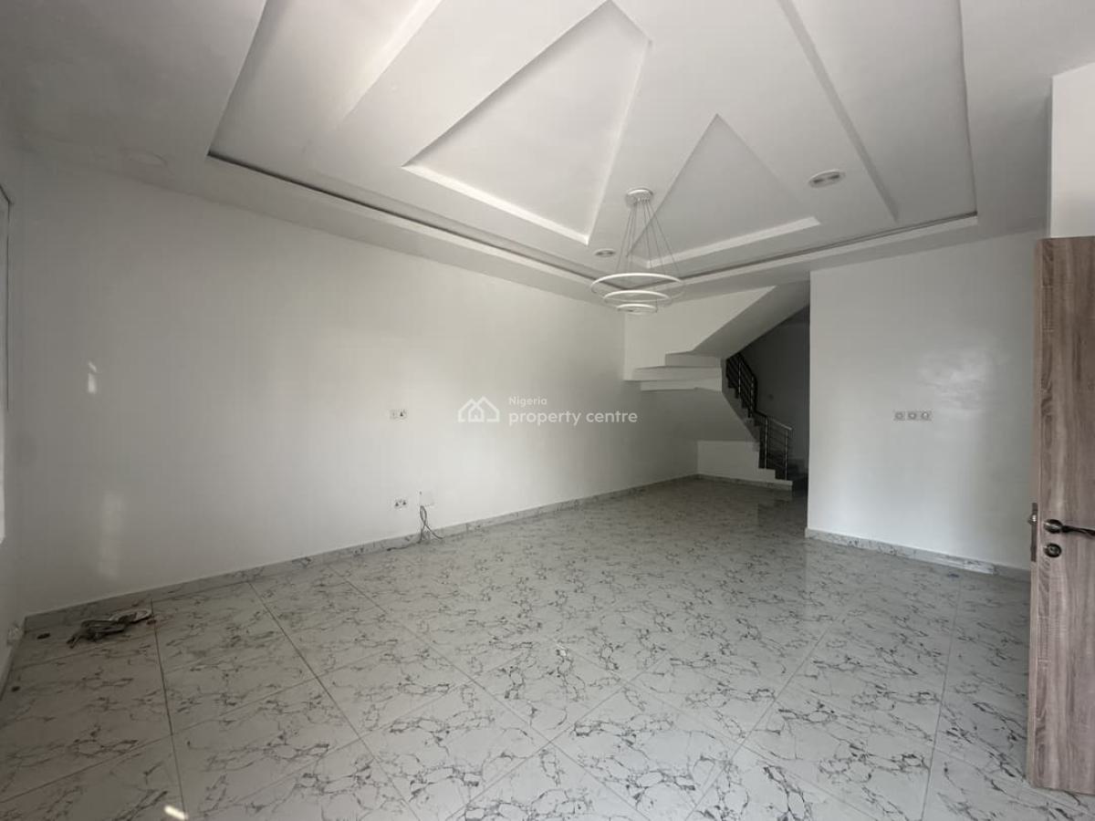 4bedroom Semi Detached Duplex in Royal Pine Estate Self Compound, Royal Pine Estate, Lekki Lagos Nigeria, Lekki, Lagos, Semi-detached Duplex for Rent