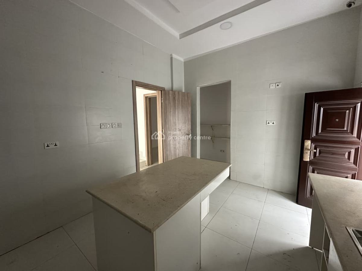 4bedroom Semi Detached Duplex in Royal Pine Estate Self Compound, Royal Pine Estate, Lekki Lagos Nigeria, Lekki, Lagos, Semi-detached Duplex for Rent