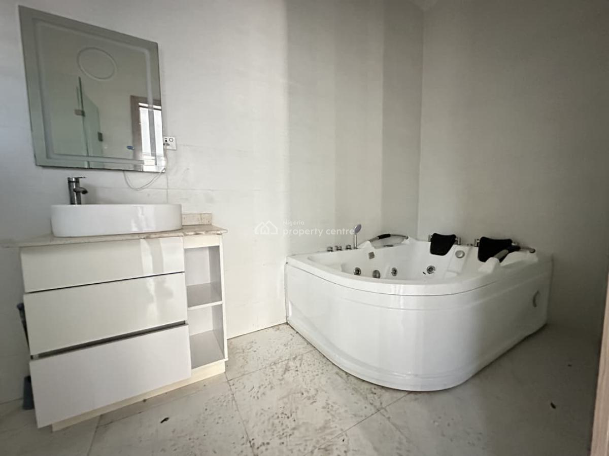 4bedroom Semi Detached Duplex in Royal Pine Estate Self Compound, Royal Pine Estate, Lekki Lagos Nigeria, Lekki, Lagos, Semi-detached Duplex for Rent