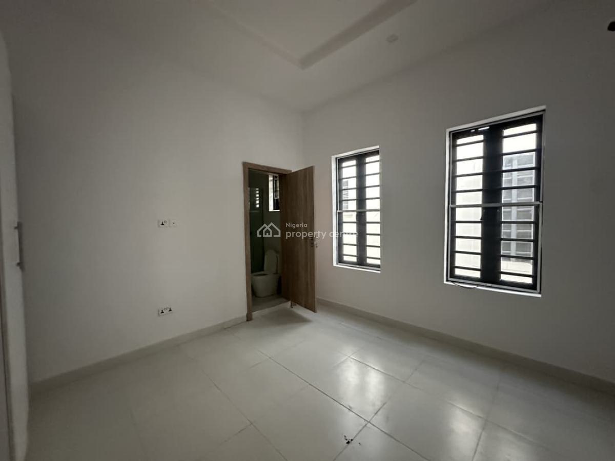 4bedroom Semi Detached Duplex in Royal Pine Estate Self Compound, Royal Pine Estate, Lekki Lagos Nigeria, Lekki, Lagos, Semi-detached Duplex for Rent