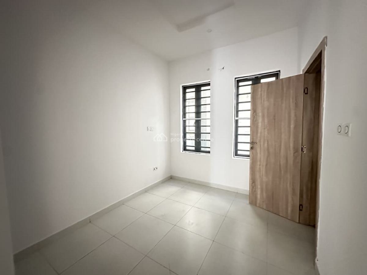 4bedroom Semi Detached Duplex in Royal Pine Estate Self Compound, Royal Pine Estate, Lekki Lagos Nigeria, Lekki, Lagos, Semi-detached Duplex for Rent