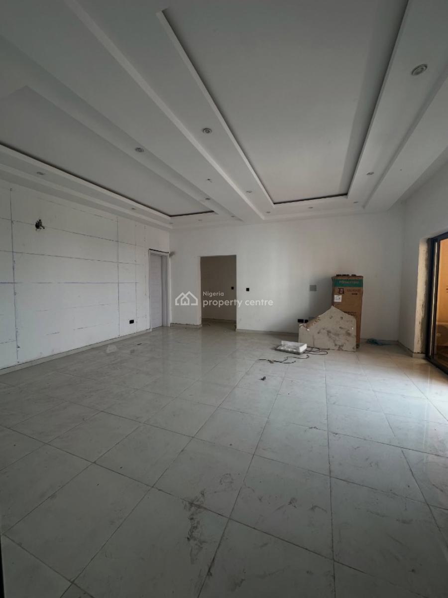 Massive 3 Bedroom Apartment with Pool & Elevator, Lekki Right, Lekki Phase 1, Lekki, Lagos, Flat / Apartment for Rent