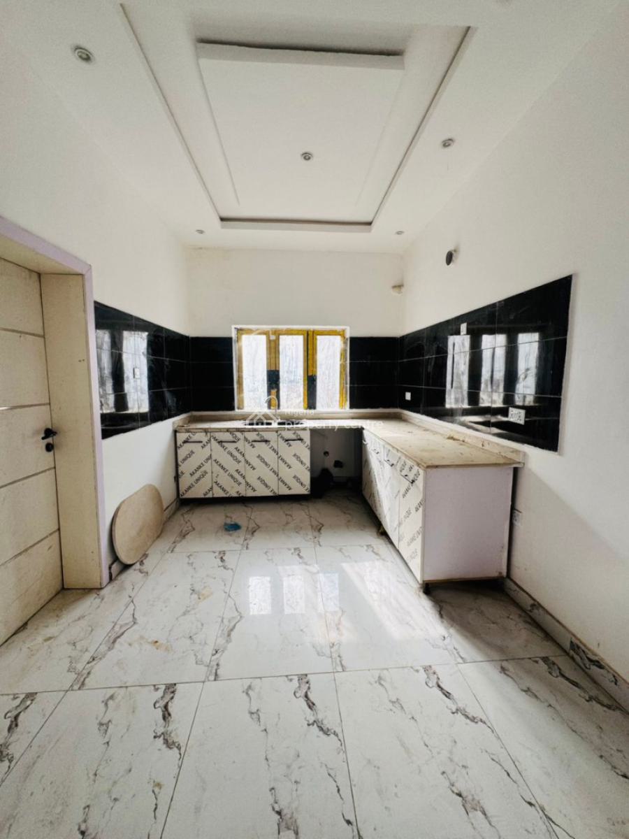 Newly Built Luxury 3 Bedrooms Terrace Duplex, Aviation Village Airport Road, Lugbe District, Abuja, Terraced Duplex for Sale