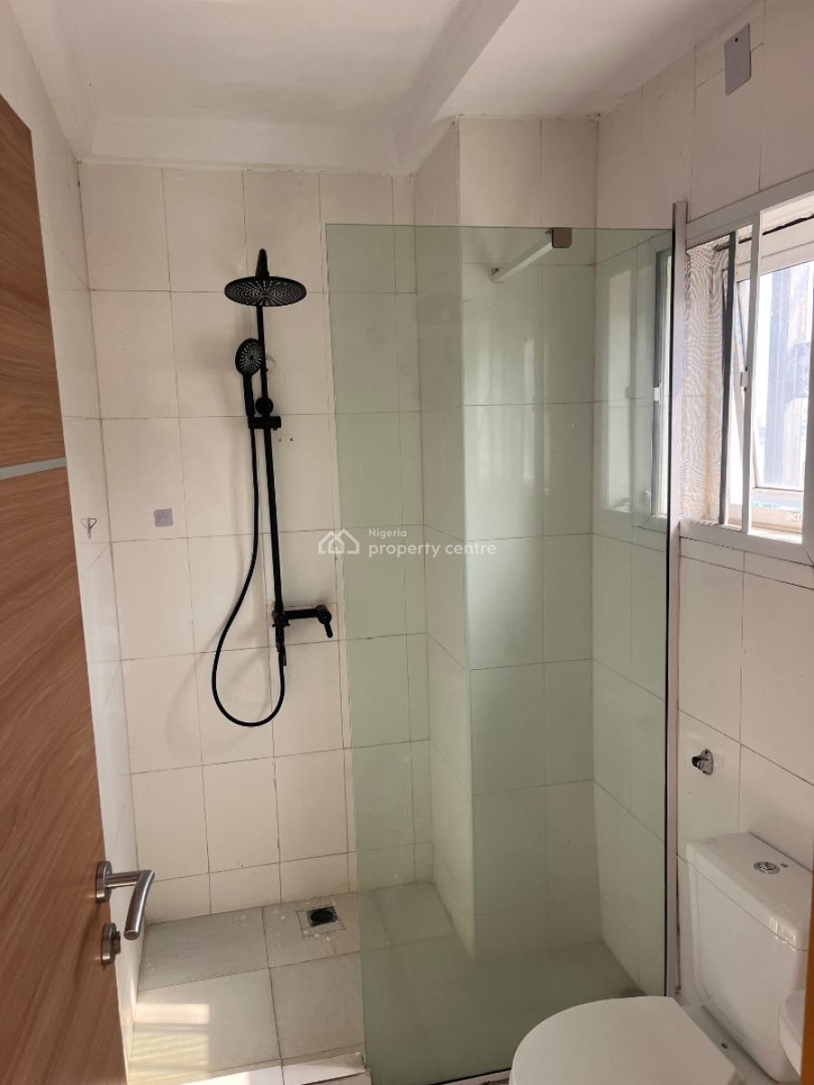 a Well Maintained 4 Bedroom Semi Detached House with a Room Bq, Lekki Phase 1, Lekki, Lagos, Semi-detached Duplex for Rent