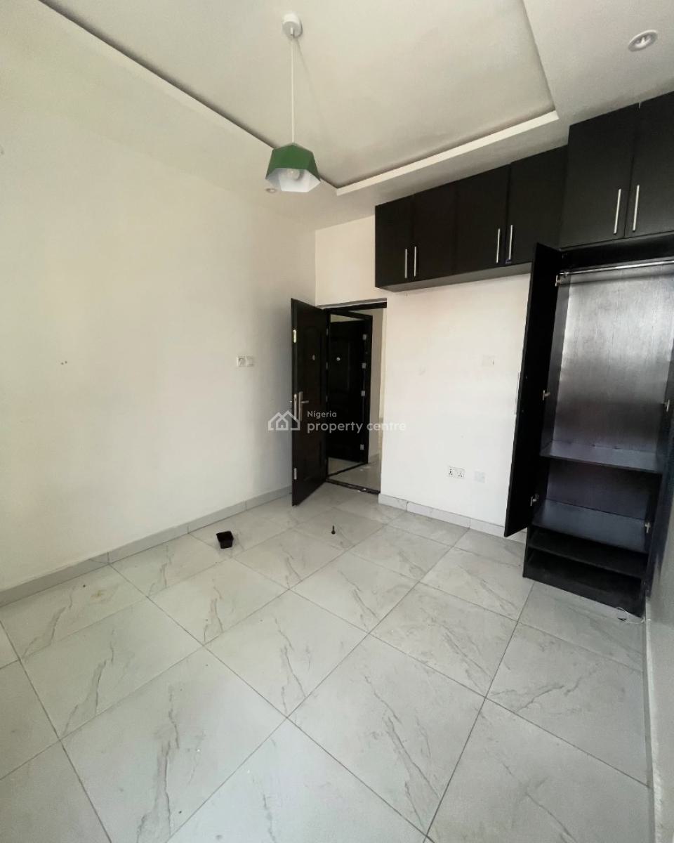 2 Bedroom Apartment with Spacious Rooms, 2 Bedroom Apartment for Rent, Ologolo, Lekki, Lagos, Flat / Apartment for Rent