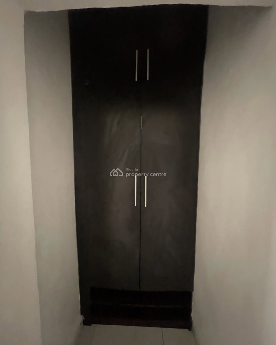 2 Bedroom Apartment with Spacious Rooms, 2 Bedroom Apartment for Rent, Ologolo, Lekki, Lagos, Flat / Apartment for Rent