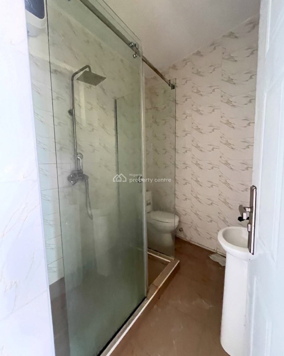 2 Bedroom Apartment with Spacious Rooms, 2 Bedroom Apartment for Rent, Ologolo, Lekki, Lagos, Flat / Apartment for Rent