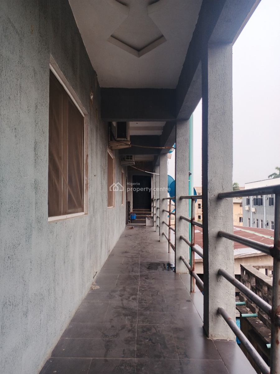 Spacious and Standard Miniflat Available in a Serene Area., Alagomeji, Alagomeji, Yaba, Lagos, Mini Flat (room and Parlour) for Rent