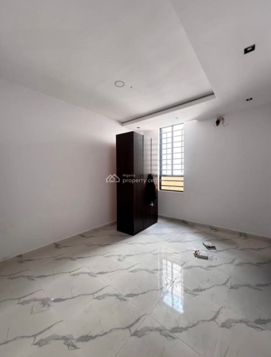3 Bedroom Apartment, Lekki Phase 1, Lekki, Lagos, Flat / Apartment for Rent