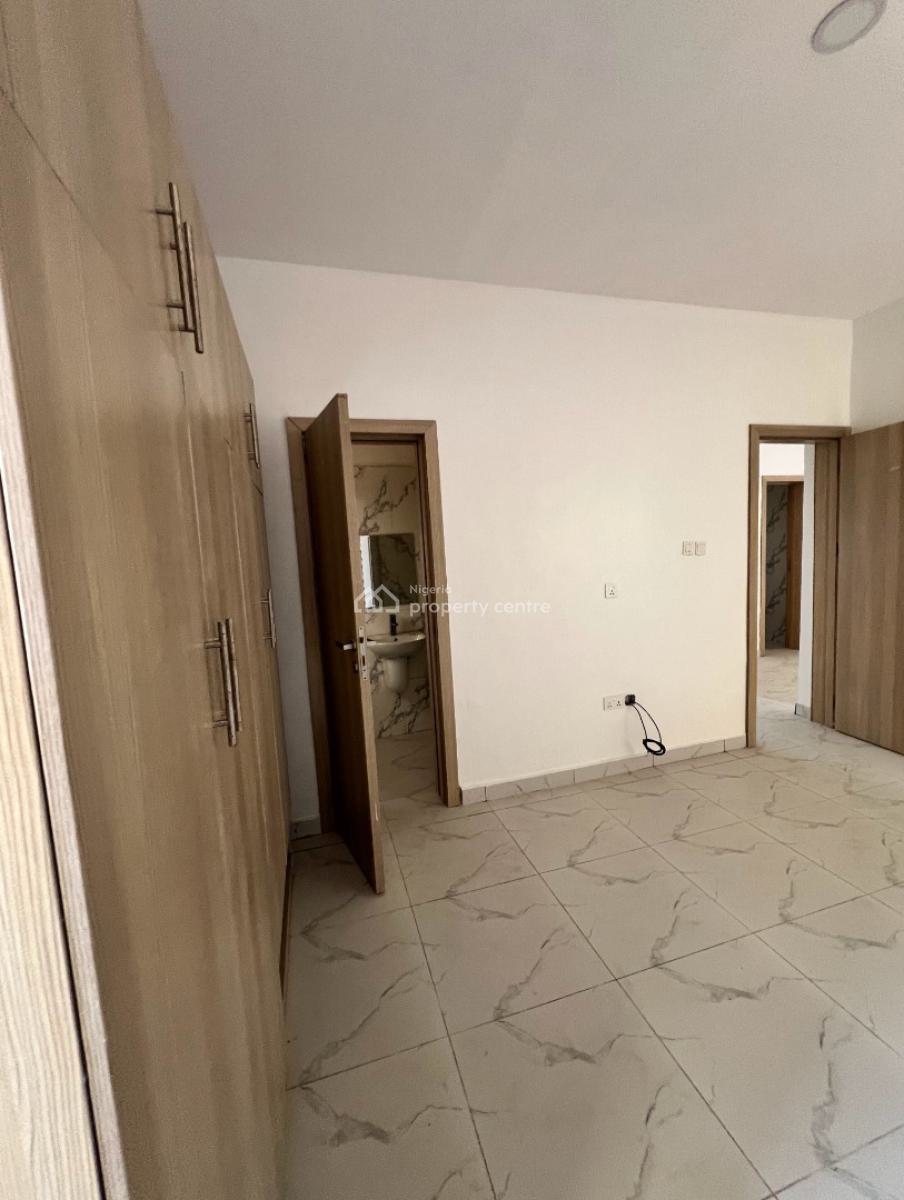 First Class Beautiful 2 Bedroom Flat, Abraham Adesanya, Lekki Phase 2, Lekki, Lagos, Flat / Apartment for Rent