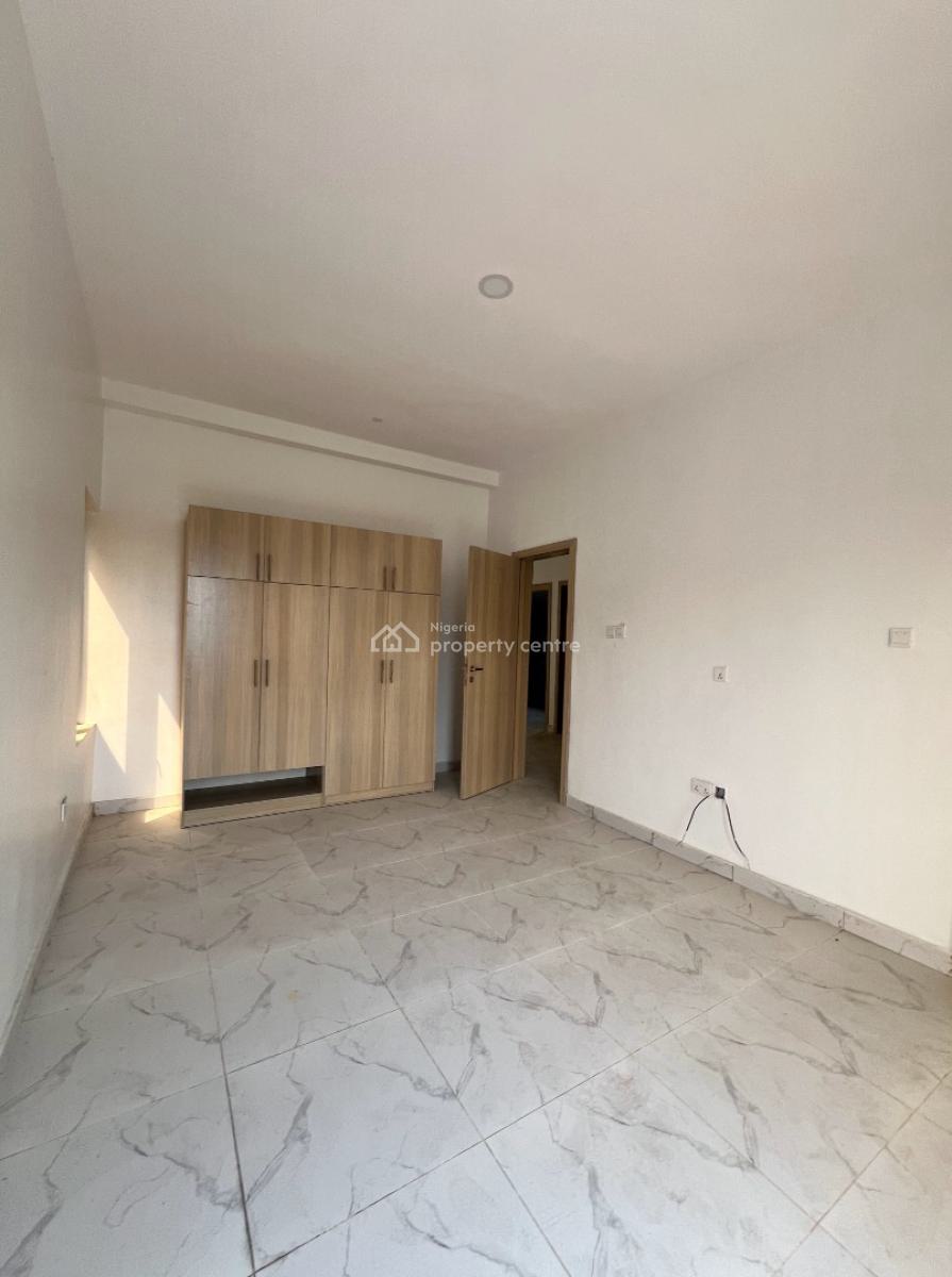 First Class Beautiful 2 Bedroom Flat, Abraham Adesanya, Lekki Phase 2, Lekki, Lagos, Flat / Apartment for Rent