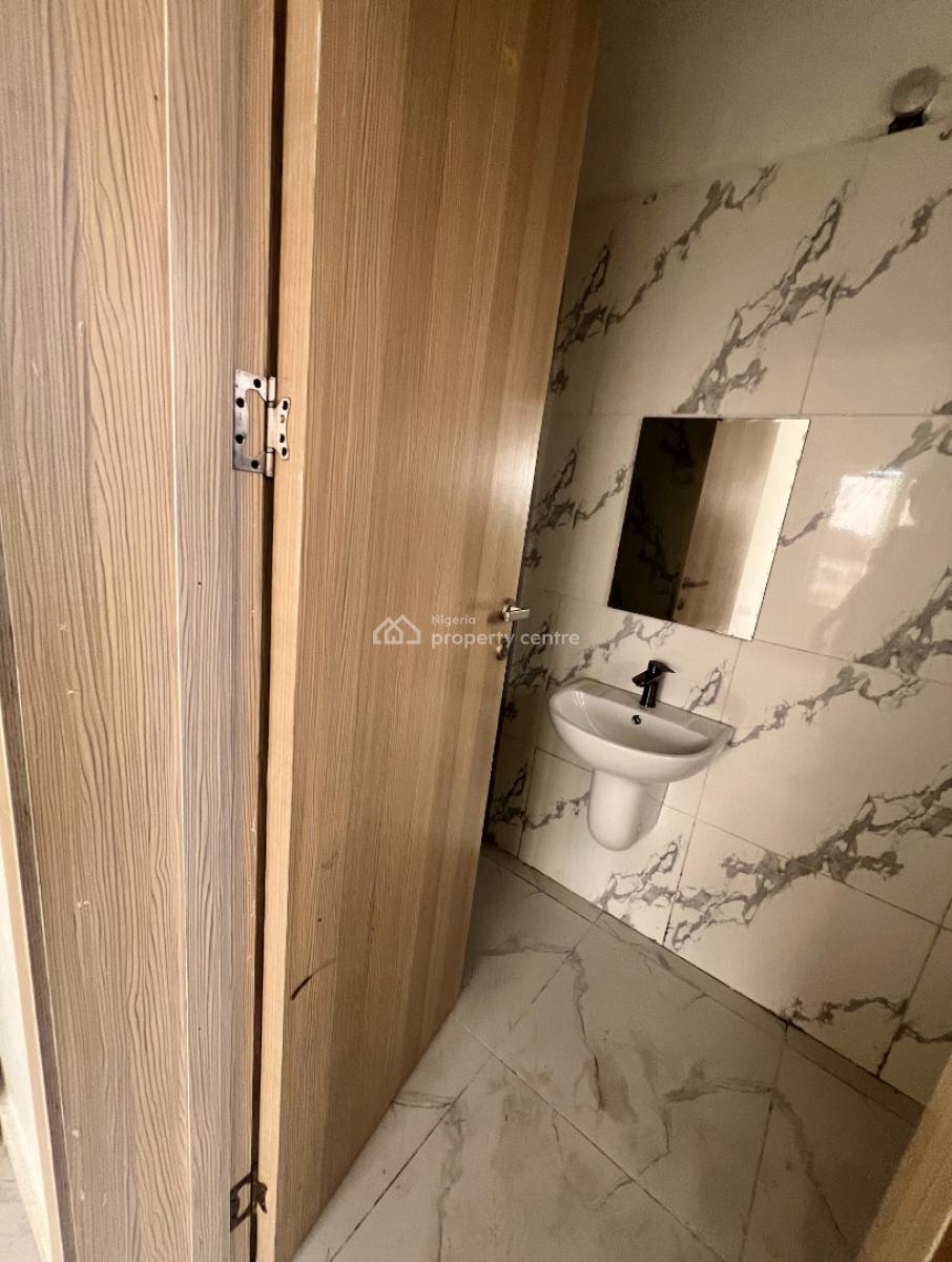 First Class Beautiful 2 Bedroom Flat, Abraham Adesanya, Lekki Phase 2, Lekki, Lagos, Flat / Apartment for Rent