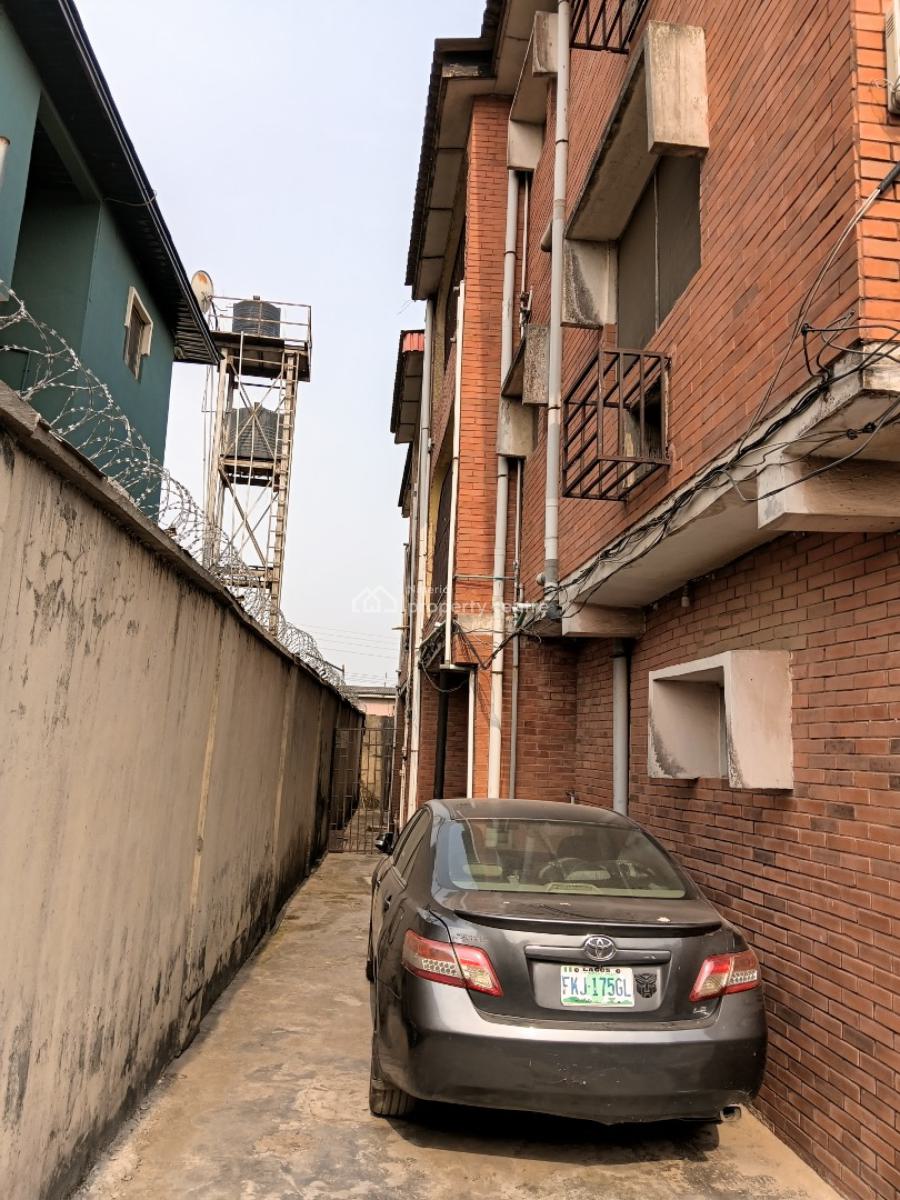5 Units of 2 Bedroom Flat, Egbeda, Alimosho, Lagos, Block of Flats for Sale