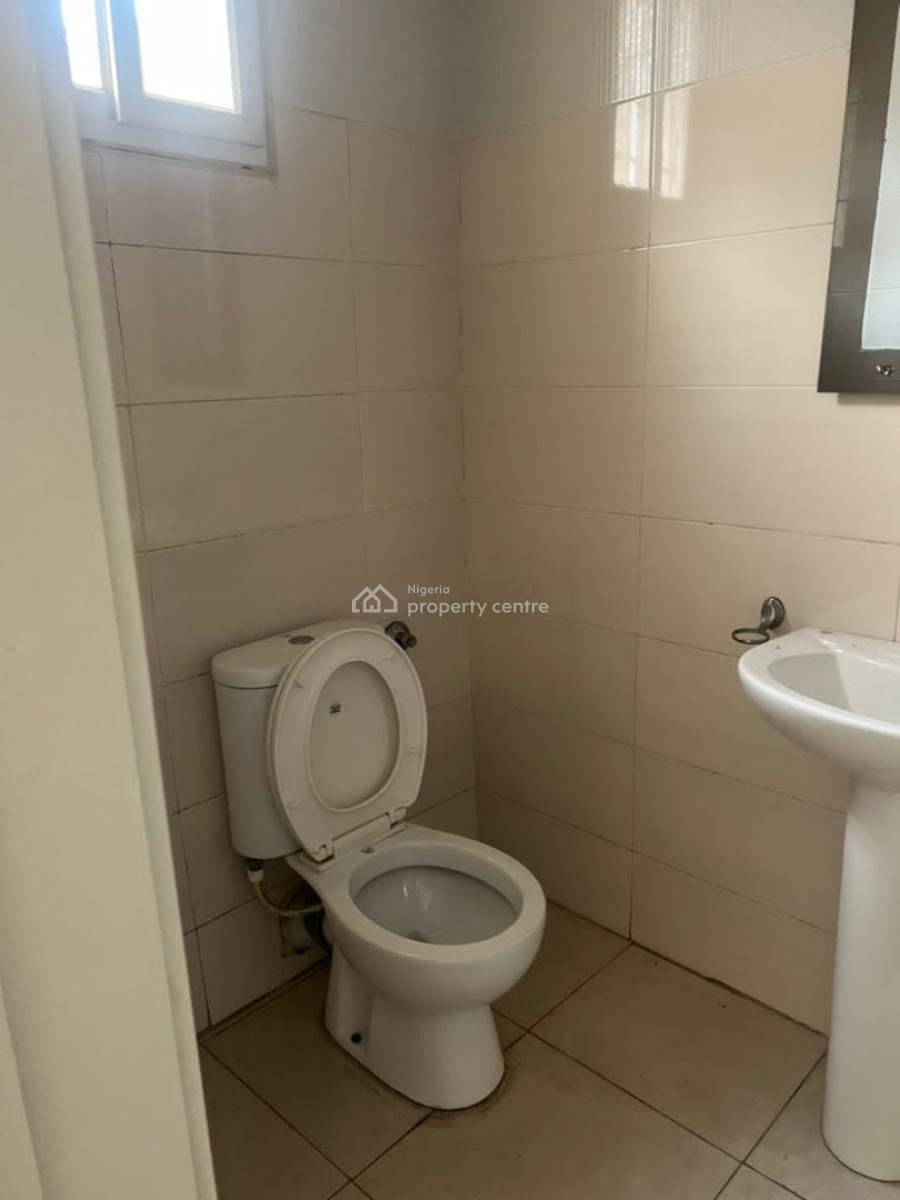 Spacious Single Room in a Shared Apartment, Bera Estate Chevron, Lekki, Lagos, Self Contain (single Rooms) for Rent