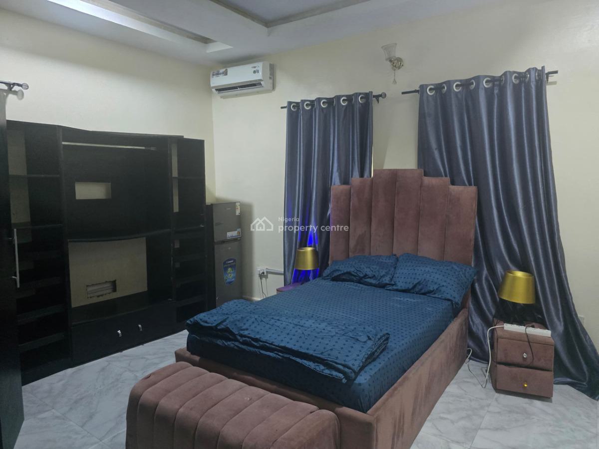 Monthly Furnished Single Room, Off Kunsela Road, Ikate, Lekki, Lagos, Flat / Apartment for Rent