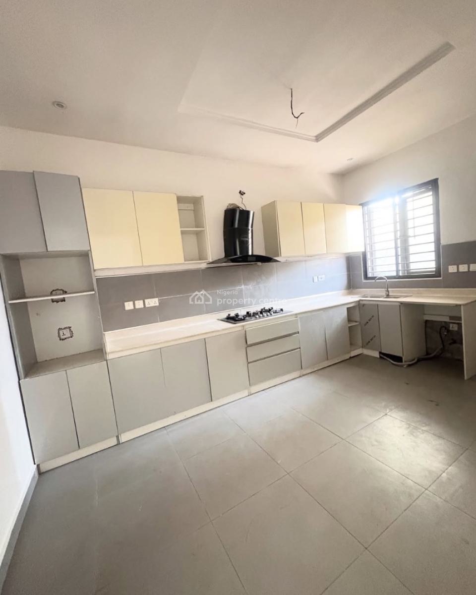 Well Spaced 4 Bedroom Terrace with Pool & Gym, Serviced 4 Bedroom Duplex for Rent, Ologolo, Lekki, Lagos, Terraced Duplex for Rent