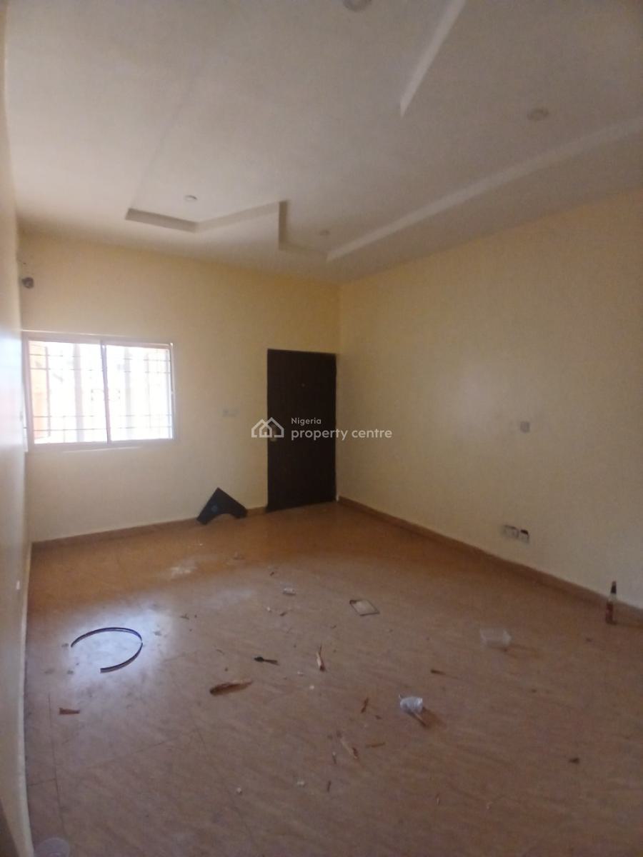 Newly Renovated 2 Bedrooms in an Estate En Suite, Life Camp, Abuja, Flat / Apartment for Rent