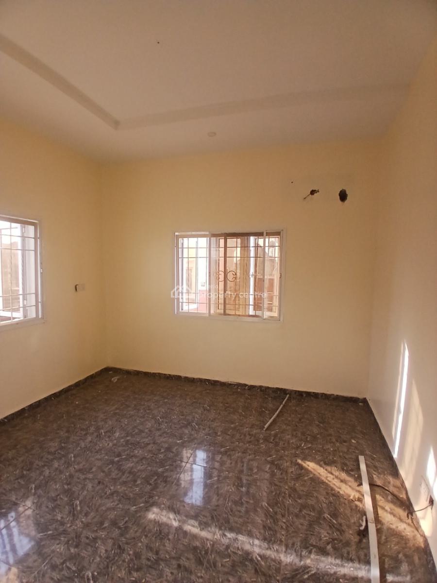 Newly Renovated 2 Bedrooms in an Estate En Suite, Life Camp, Abuja, Flat / Apartment for Rent