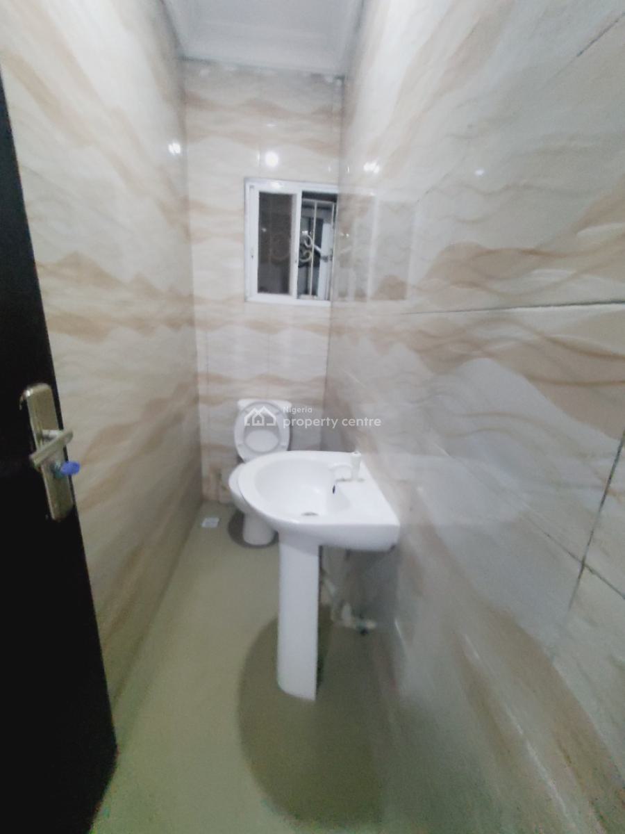 *luxurious Furnished & Serviced 1bedroom Flat with 2 Toilets, By Berger Clinic, Life Camp, Abuja, Mini Flat (room and Parlour) for Rent