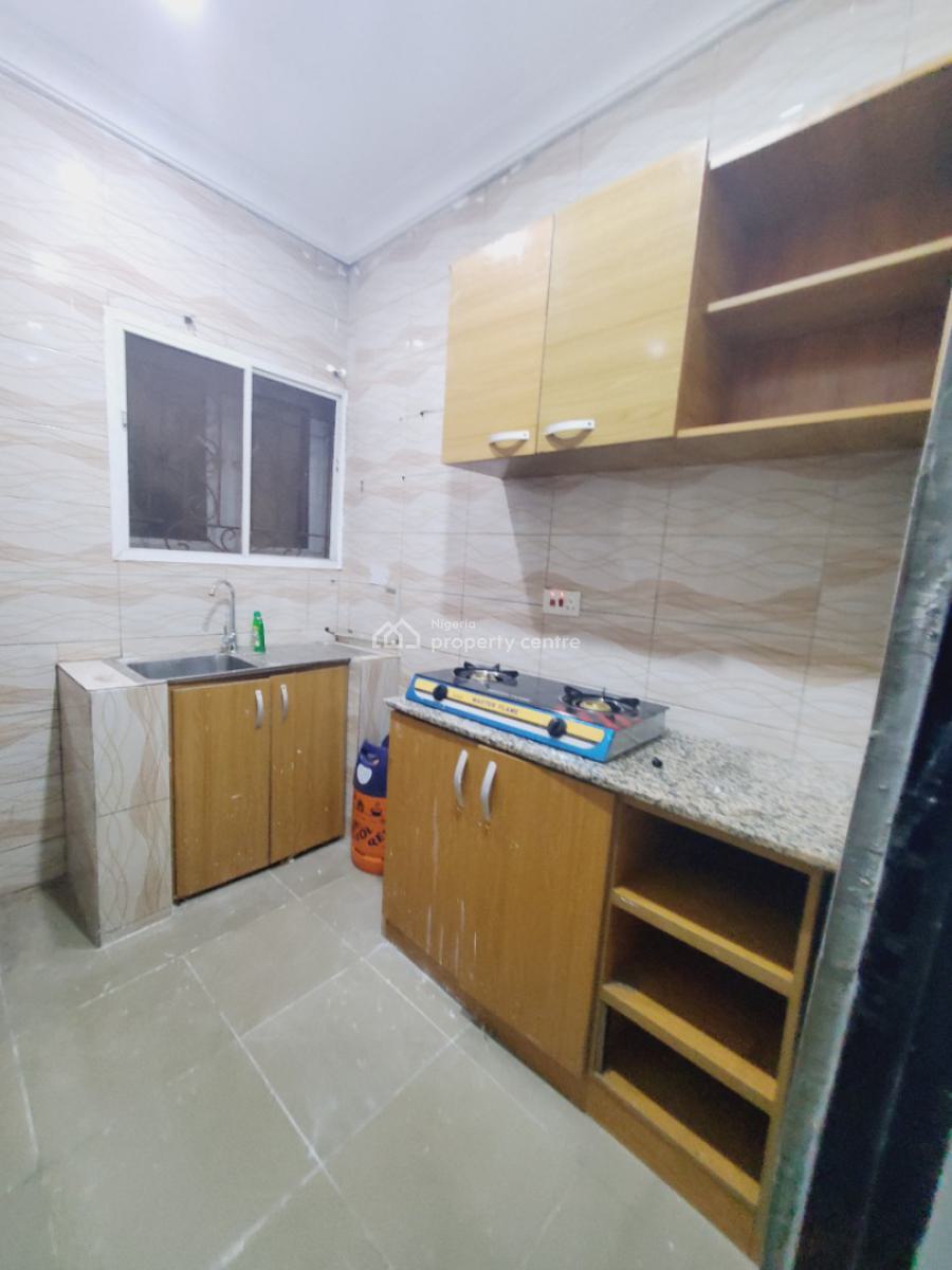 *luxurious Furnished & Serviced 1bedroom Flat with 2 Toilets, By Berger Clinic, Life Camp, Abuja, Mini Flat (room and Parlour) for Rent