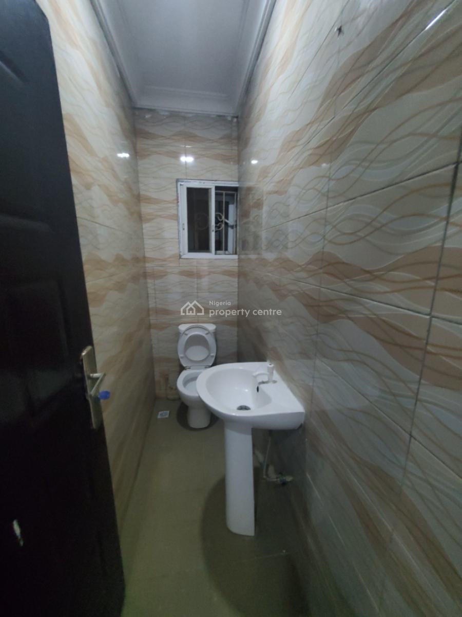 *luxurious Furnished & Serviced 1bedroom Flat with 2 Toilets, By Berger Clinic, Life Camp, Abuja, Mini Flat (room and Parlour) for Rent
