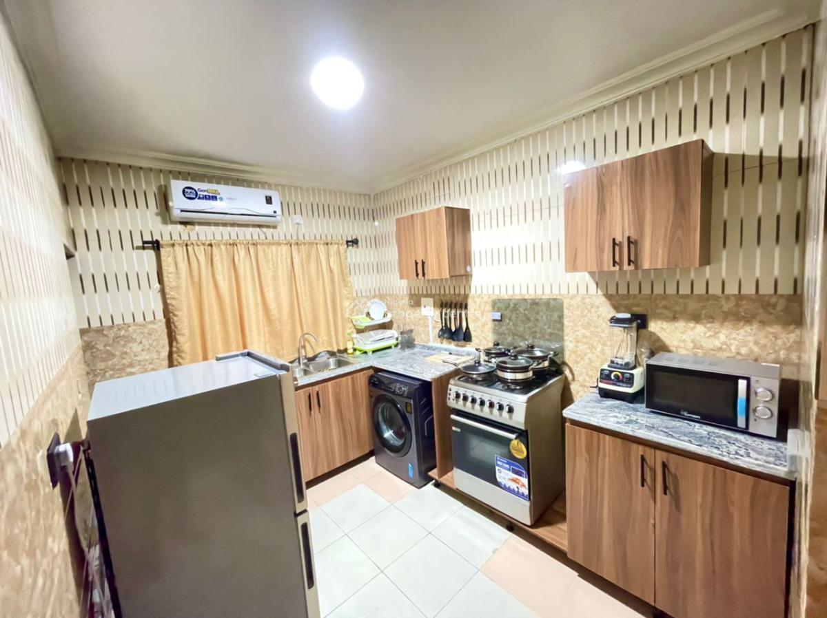 Executive 3 Bedroom Flat, Magodo Phase 2, Magodo Lagos, Gra Phase 2, Magodo, Lagos, Flat / Apartment for Sale