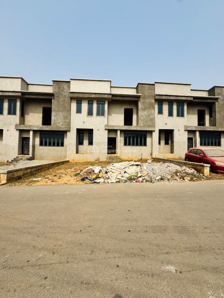 Just Listed  Prime  Investment Opportunity, Dantata Estate, Gwarinpa, Abuja, Terraced Duplex for Sale