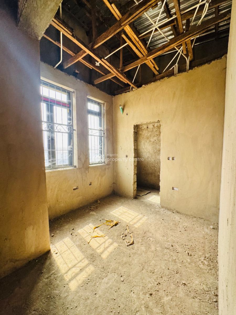 Just Listed  Prime  Investment Opportunity, Dantata Estate, Gwarinpa, Abuja, Terraced Duplex for Sale