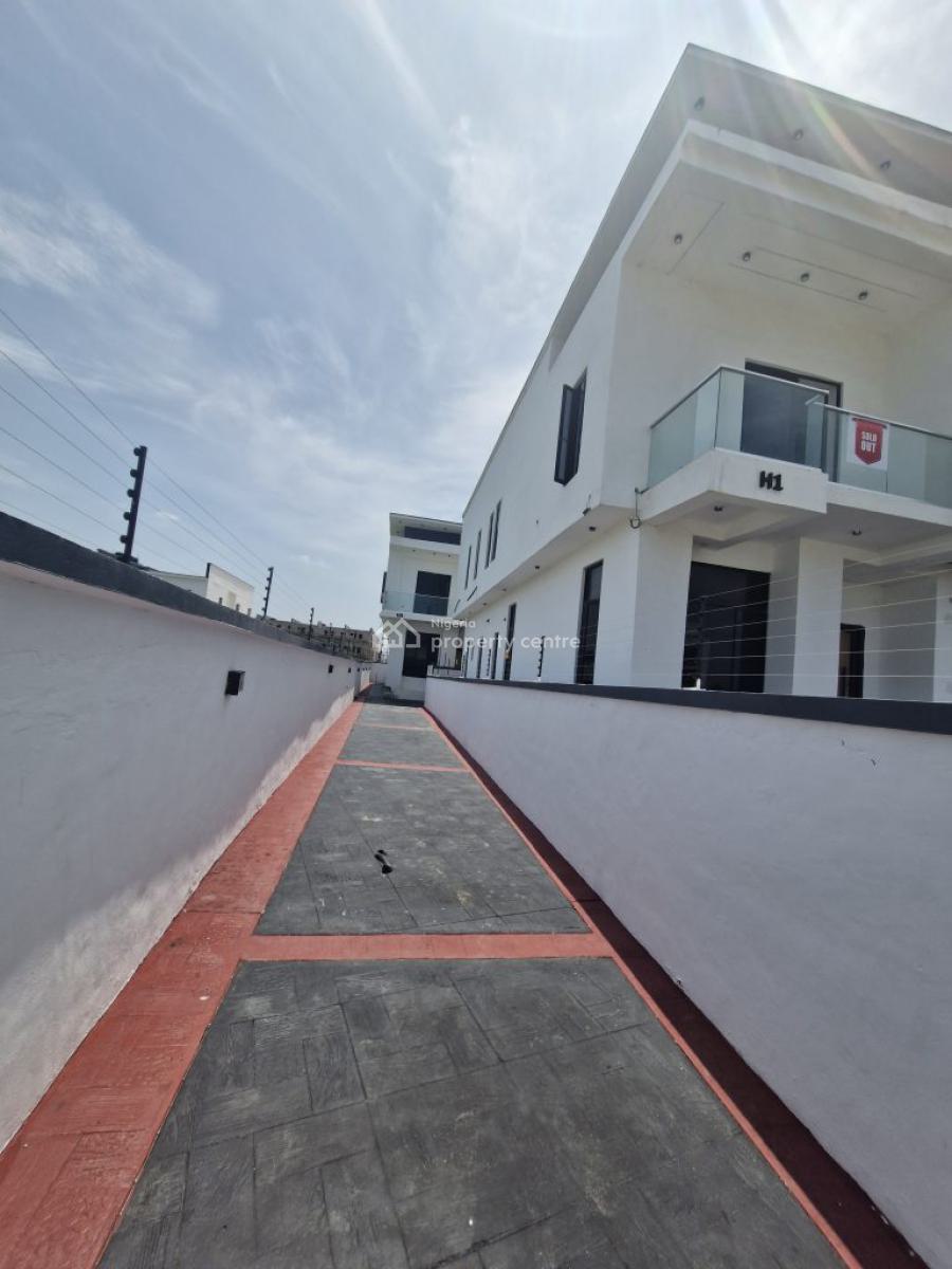 4 Bedroom Semi Detached Duplex with Bq, Ajah, Lagos, Semi-detached Duplex for Sale