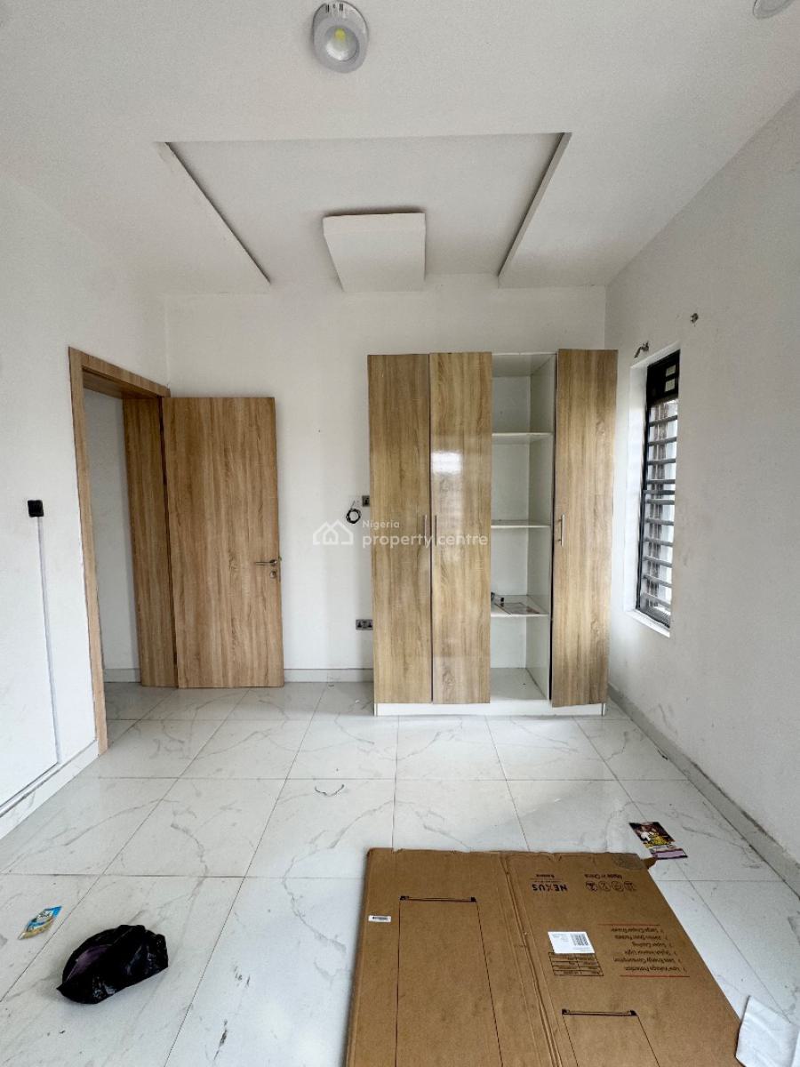 2 Bedroom Apartment, Ogombo, Ajah, Lagos, Flat / Apartment for Rent