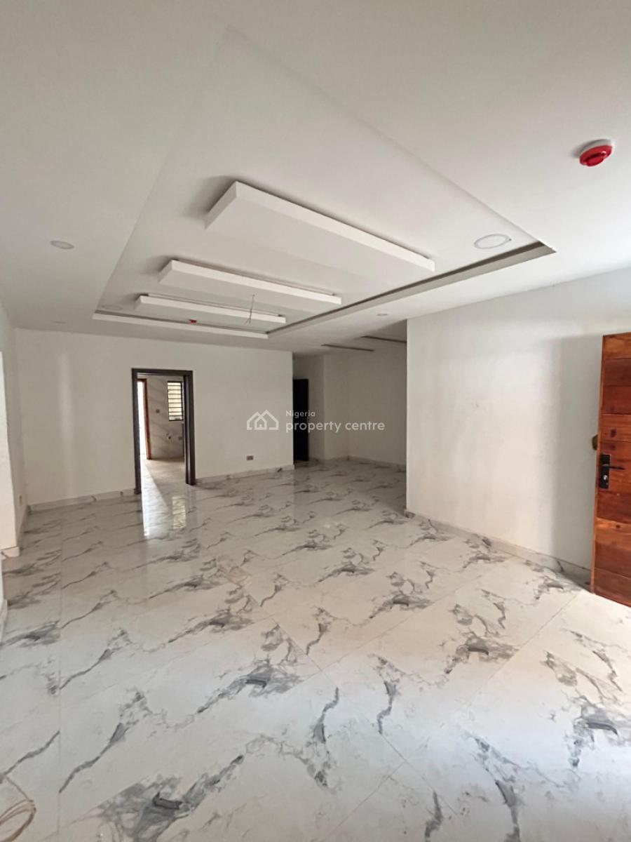 Brandnew 2bedroom Apartment with Bq, Swimming Pool, Gym and Elevator, Lekki Phase 1, Lekki, Lagos, Flat / Apartment for Rent